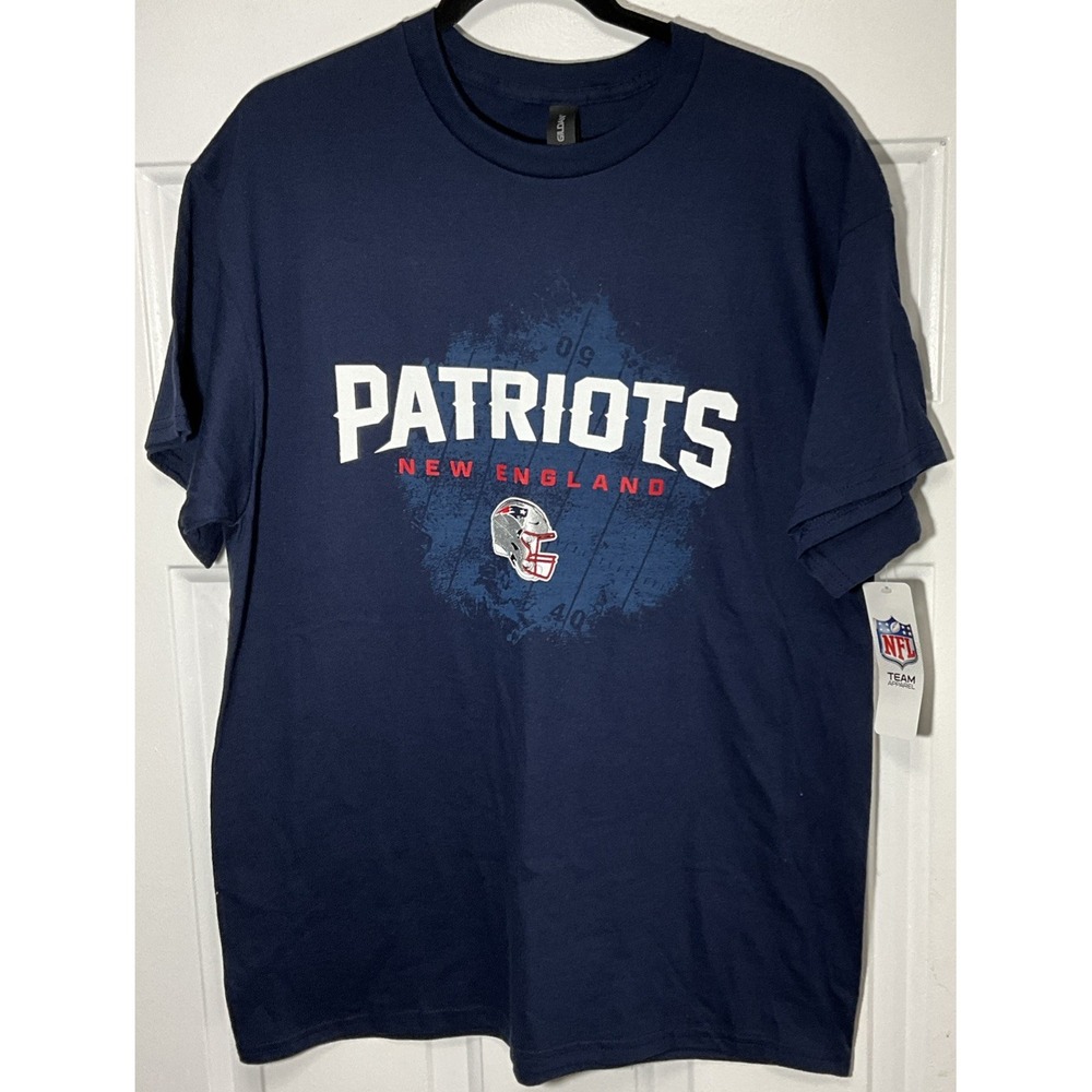 NFL Team Apparel, New England Patriots, Football Blue Graphic Shirt Men's Large